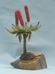 Aloe (± 15 cm) mit Jaspis, Aventurin und Tigerauge